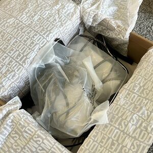 Steve Madden Upgrade Heel